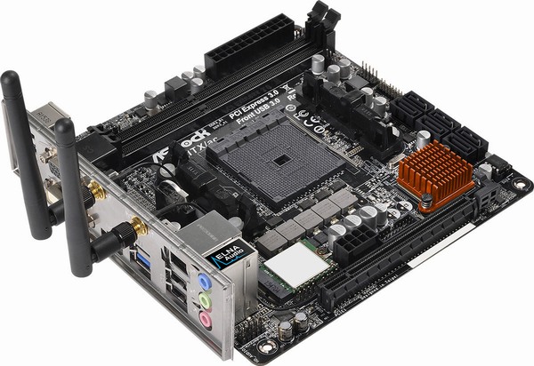 ASRock A88M-ITXac: Mini ITX pro desktopová APU