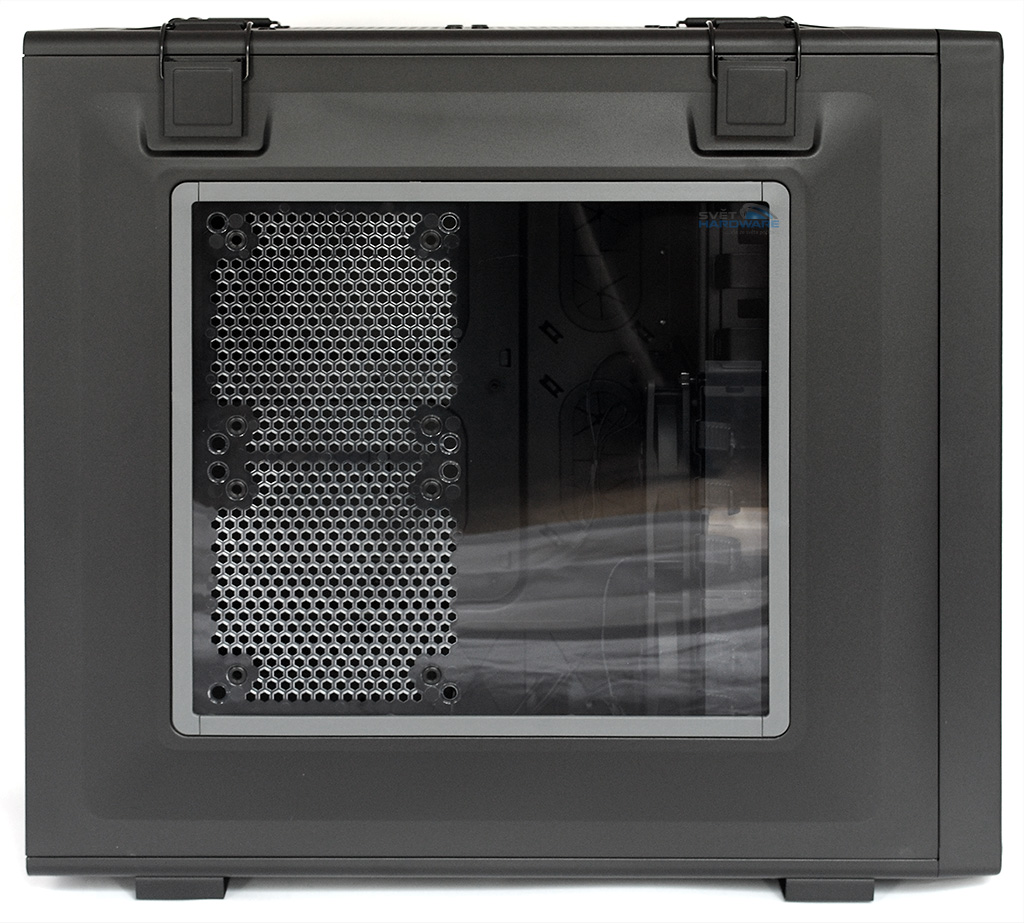 Corsair Vengeance C70: celokovová herní skříň