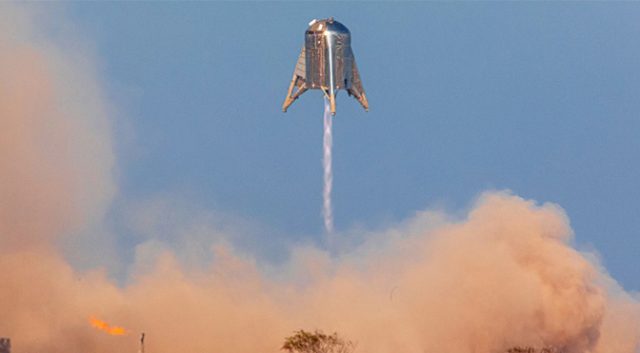 SpaceX Starhopper se proletěl a splnil poslední test