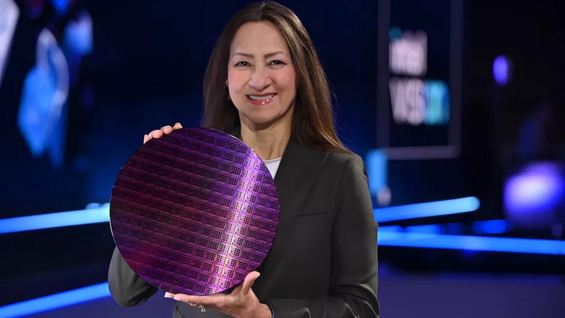 Intel ukázal zblízka i Sapphire Rapids s HBM a Ponte Vecchio