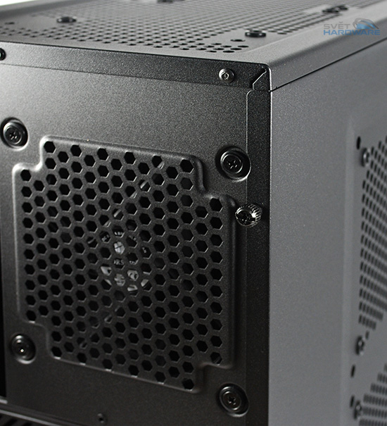 Corsair Carbide 200R: vysoké ambice