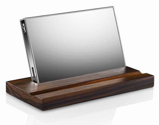 Seagate a LaCie: ultratenký Seven i zrcadlový disk v ebenu