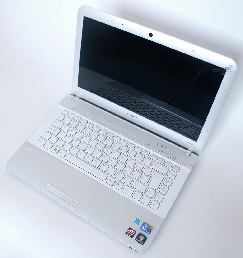 Sony VAIO VPCEA1S1E/W: malý i výkonný