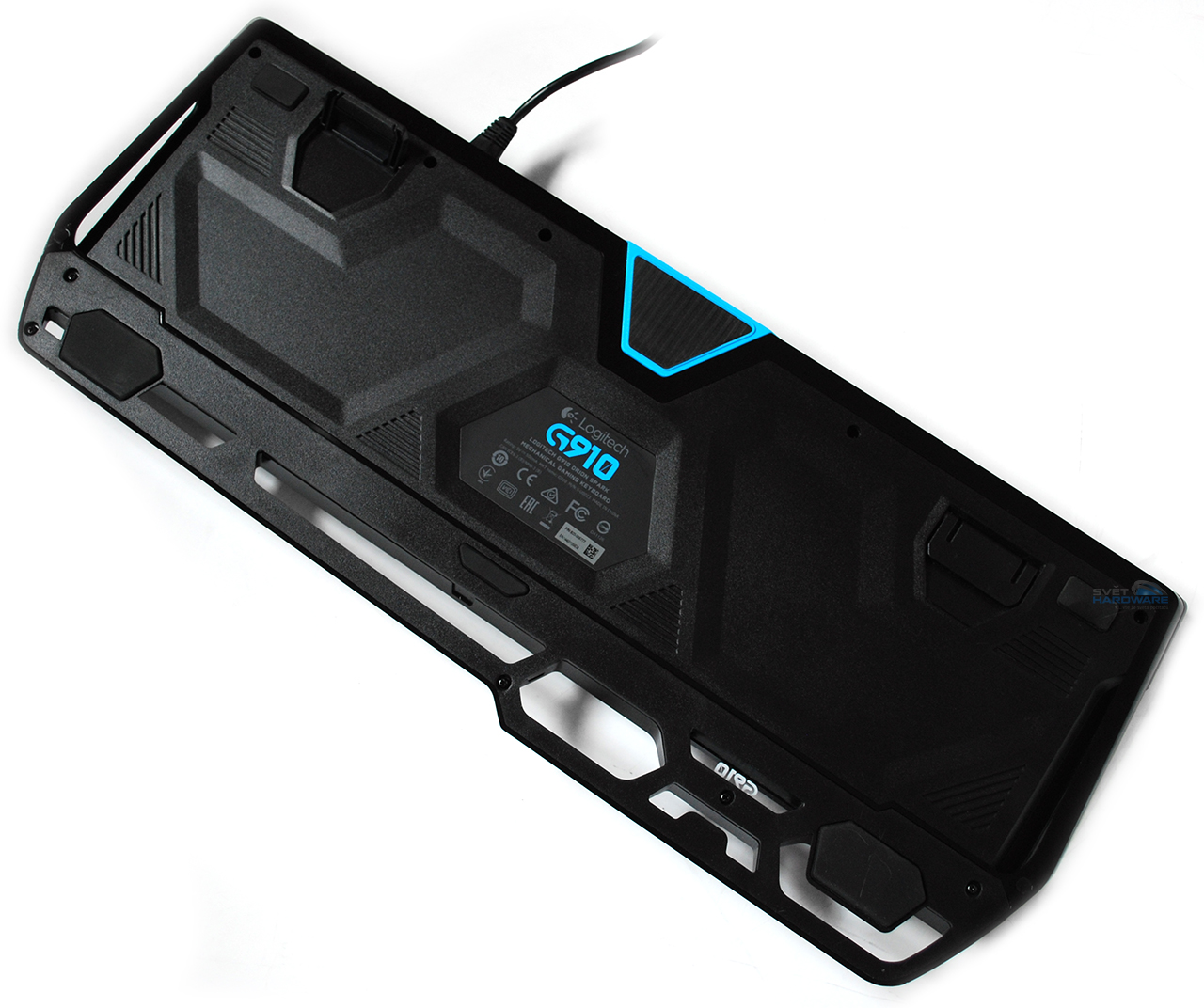Logitech G910 Orion Spark: pestrobarevná mechanika