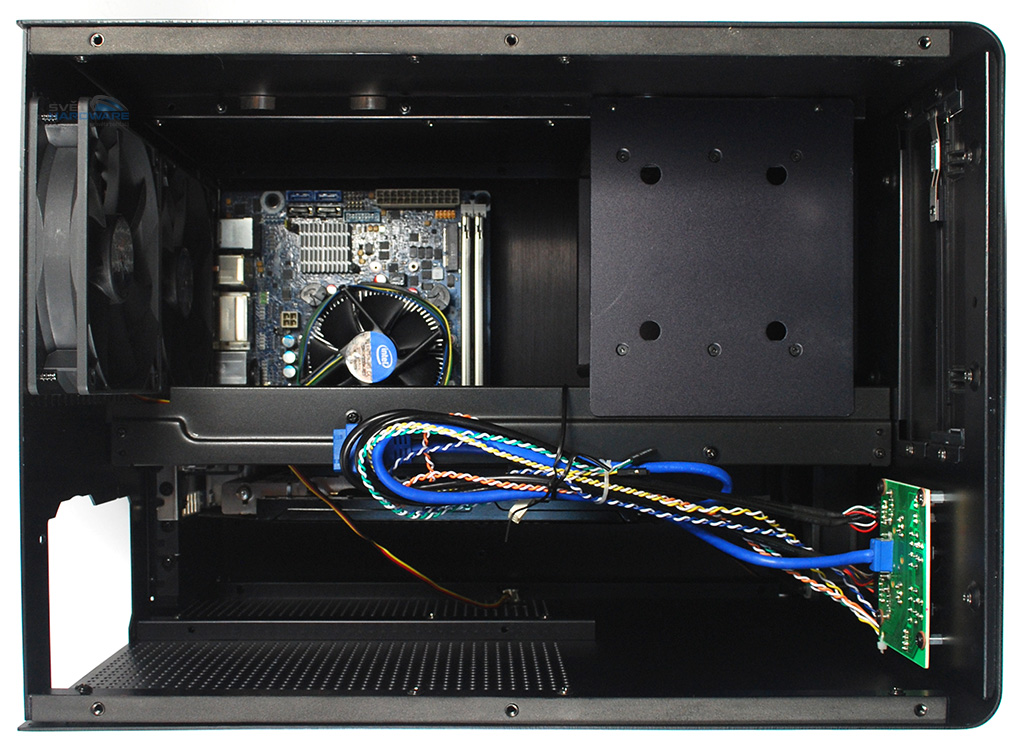 Xigmatek Gigas: herní sestava v hliníku