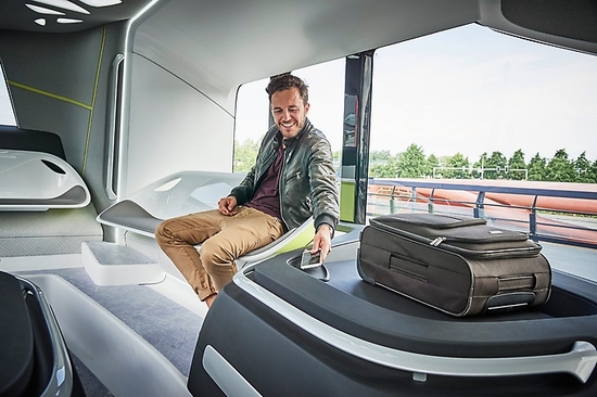 Autonomní autobusy od Mercedesu: blízká budoucnost městské dopravy?