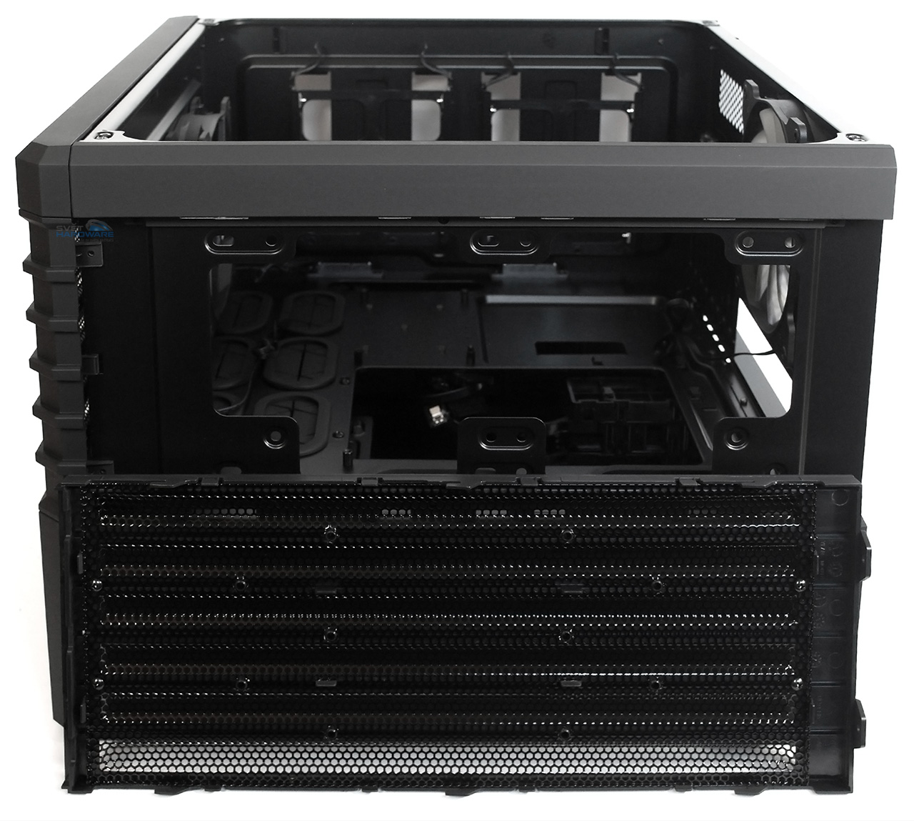 Corsair Carbide Air 540: konečně svěží vítr