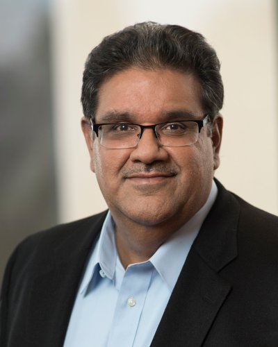 Změny v Intelu: odchází šéf HW, skupina TSCG se rozdělí