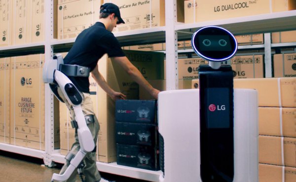 LG uvede exoskeleteon CLOi SuitBot