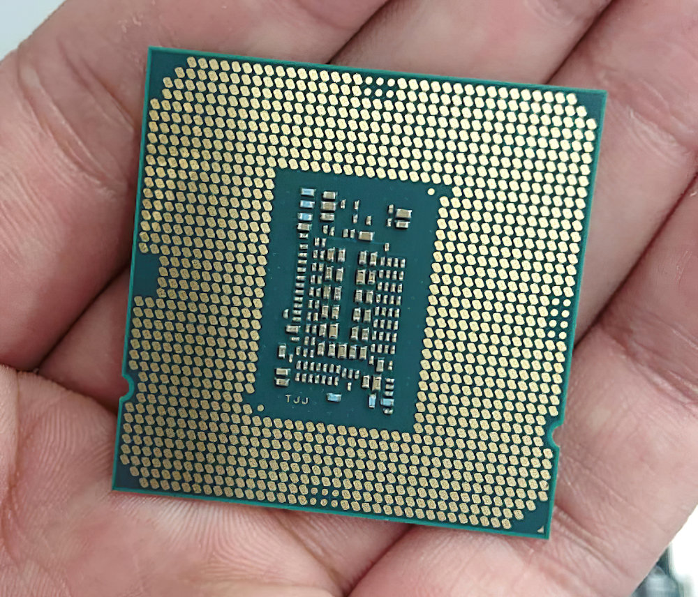 Hotový Core i5-10400 se ukázal, kdy už konečně přijde na trh?