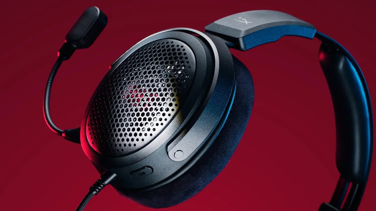 HyperX uvádí otevřený headset Alpha Air a 47g myš Haste 3 Pro