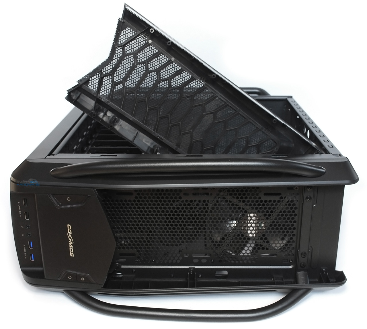 Cooler Master Cosmos SE: modularita především