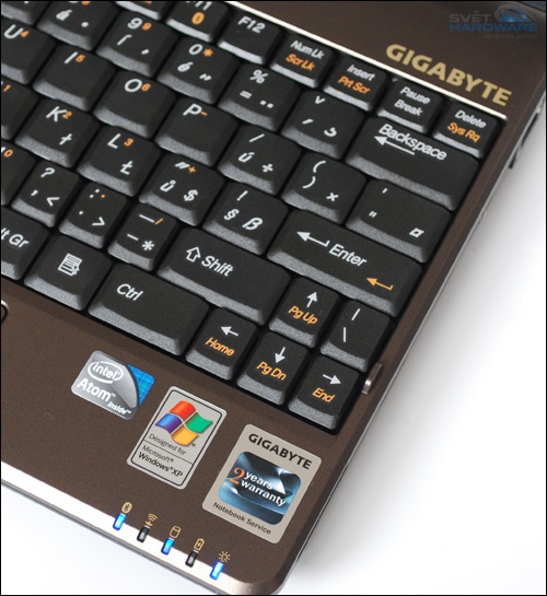 Gigabyte T1028X a M1022M: speciální netbooky