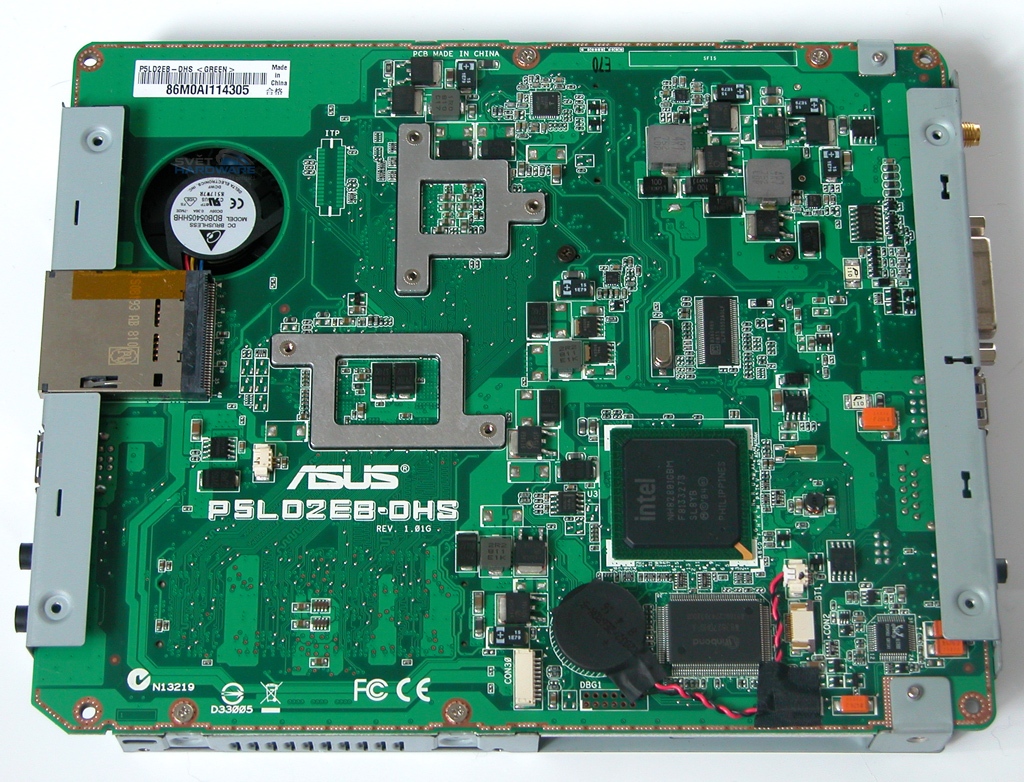 Asus Eee Box - trpaslík pro nenáročné