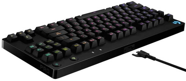 Logitech přináší mechanickou herní klávesnici G Pro v přenosném provedení