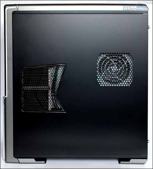 Thermaltake Spedo: multifunkční skříň