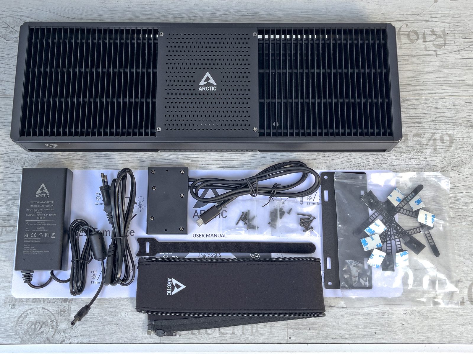 Test mini počítače Arctic Senza AI 370 – neslyšný a neviditelný