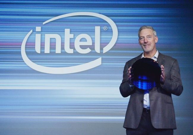 Intel odmítá informace analytiků o dalším zpoždění 10nm CPU