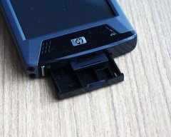 HP iPAQ hx4700 - PDA vnímavé na dotek