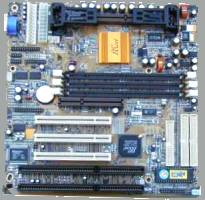 Základní deska PC Chips M726