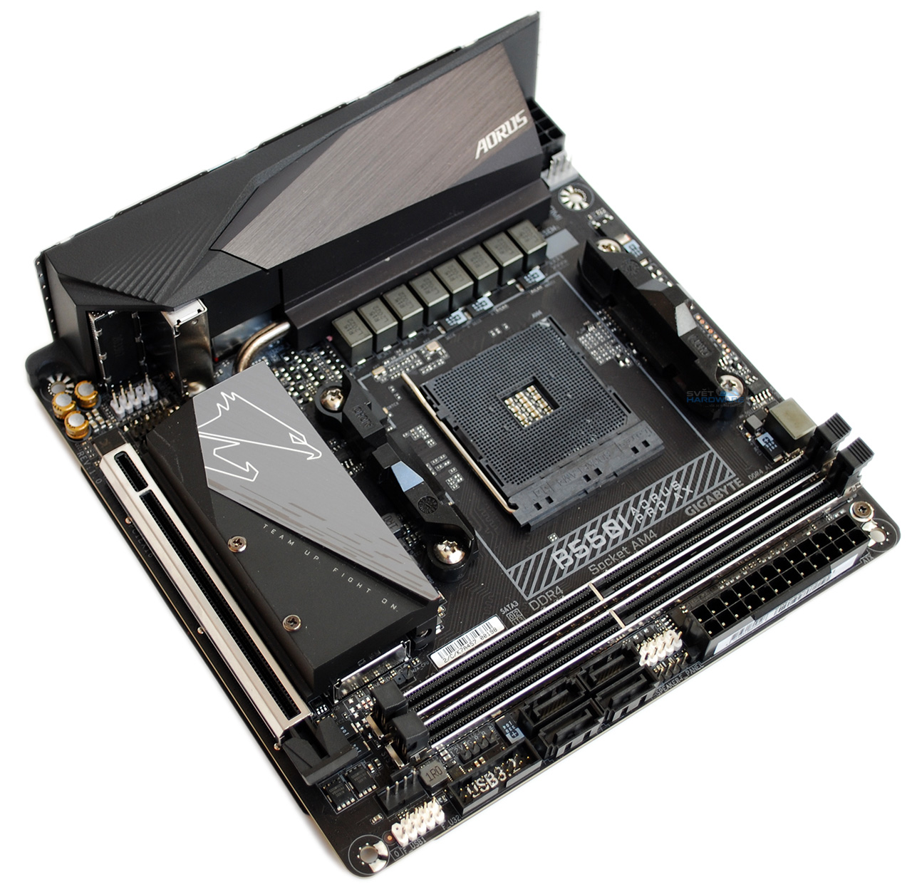 Chieftec CI-02B-OP: kostka pro herní sestavy