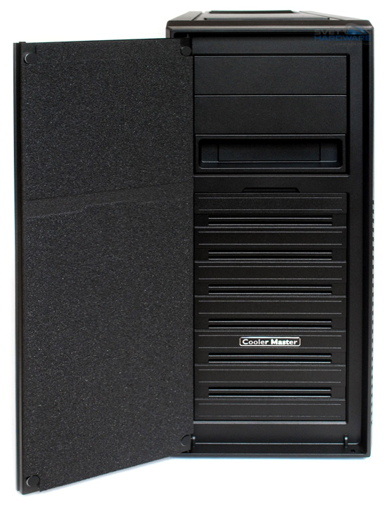 Cooler Master Silencio 650: vybavený tichošlápek