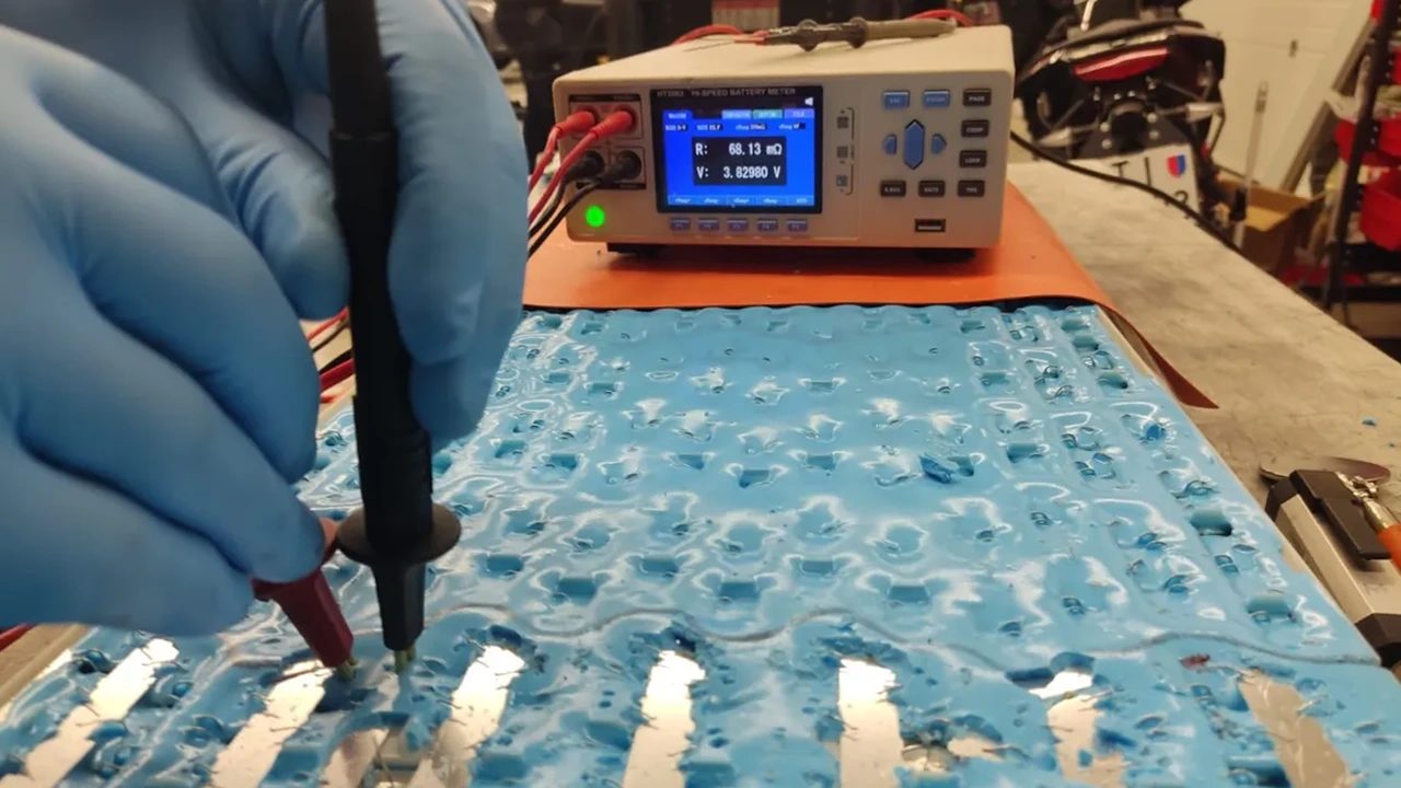 Akumulátory LG z Číny pro Teslu v praxi horší než ty od Panasonicu z USA