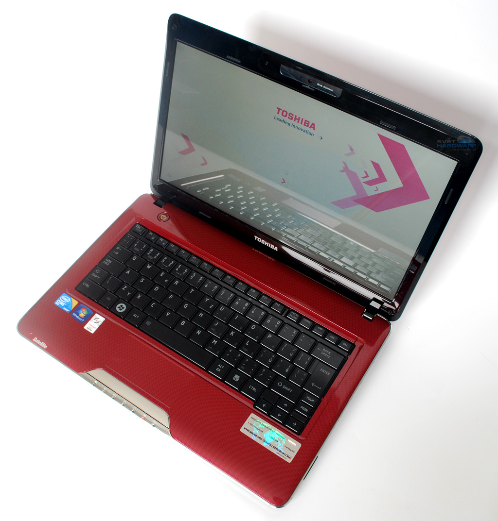 Toshiba Satellite T130: mobilní základ