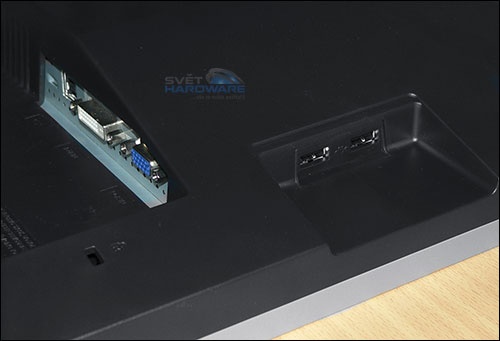 Samsung 940UX: monitor přes USB