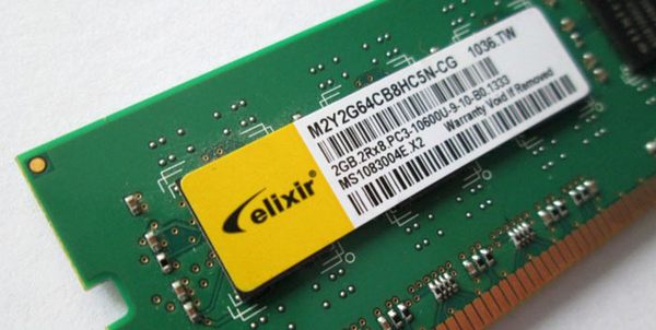 Cena pamětí DRAM má dle Nanye stoupat alespoň do poloviny roku