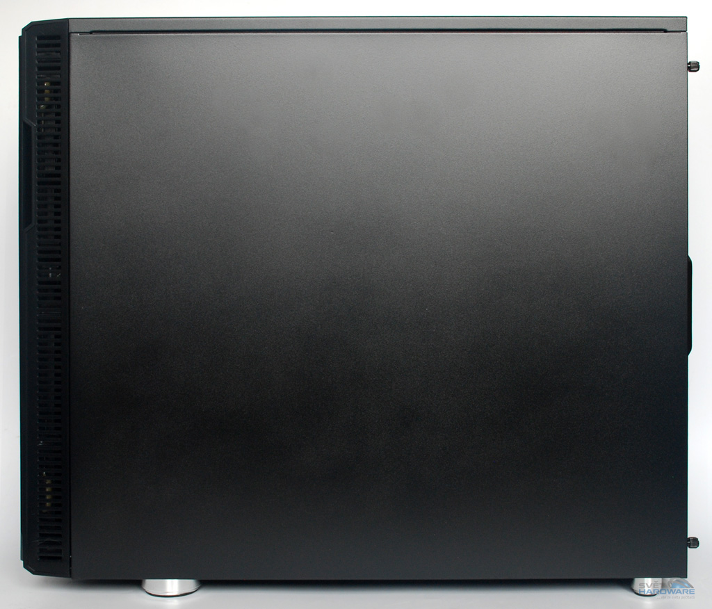 Fractal Design Define R3: funkční minimalismus