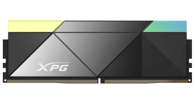 Adata ukázala SSD s PCIe Gen5 a 14 GB/s i nové paměti DDR5-7000