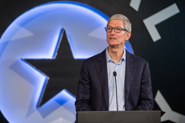 Tim Cook varuje před snahou EU otevřít iOS: Android má 47× více malwaru