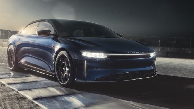 Lucid Air Sapphire útočí na Teslu: 1200 koní a 0-60mph pod dvě sekundy