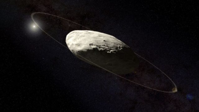 Trpasličí planeta Haumea má dva měsíce a navíc prstenec