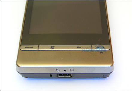 HTC Touch Diamond2: klenot, který vás nezruinuje