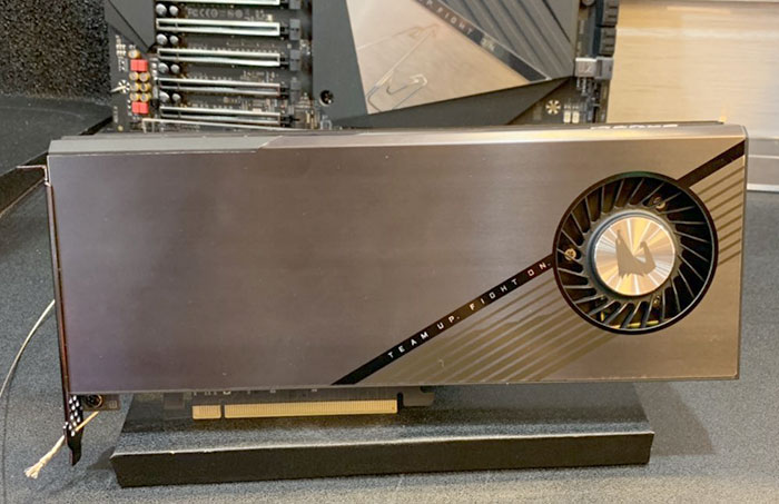 Gigabyte předvedl výkon Aorus NVMe Gen4 SSD i v RAIDu