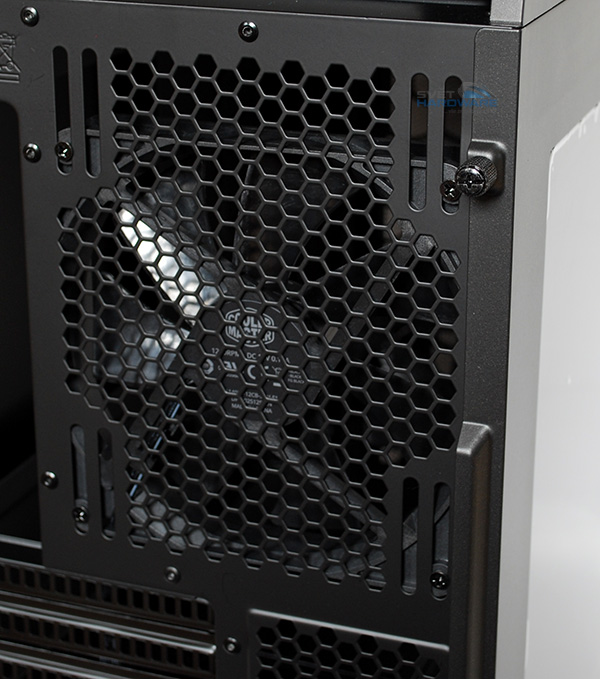 CM MasterCase Pro 3: výkon s Micro ATX