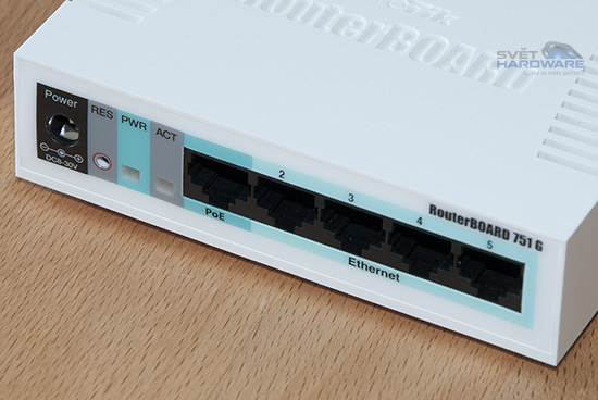 Mikrotik RB751G-2HnD: bezkonkurenční router?