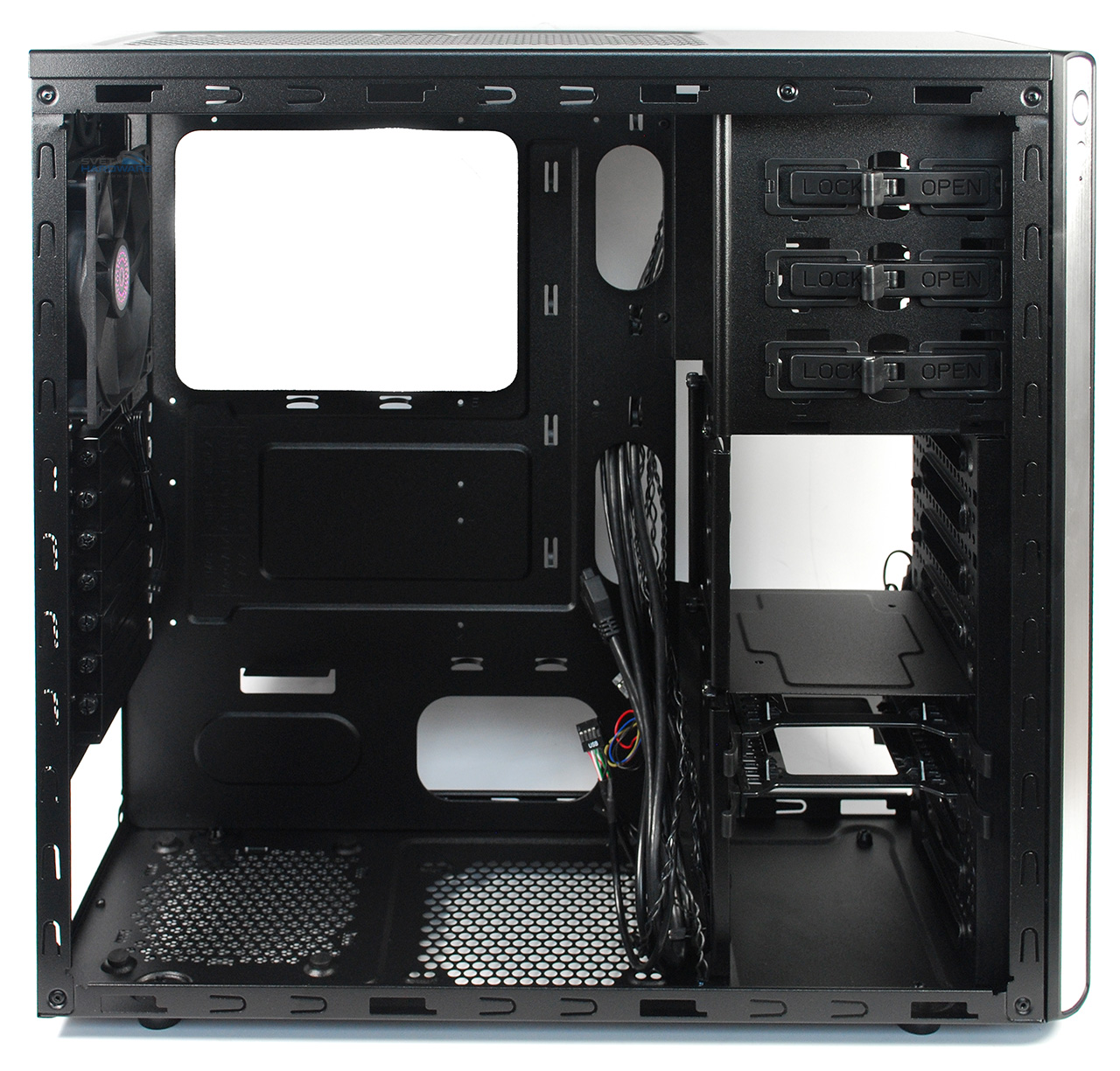 Cooler Master Centurion 6: oživlý bojovník