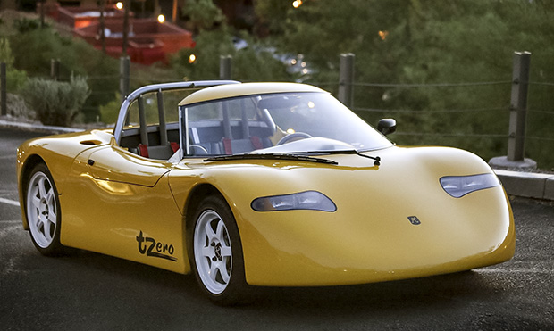 Tesla: co vězí za jejím úspěchem a proč ještě nezbankrotovala?