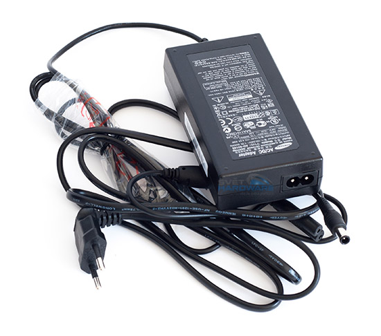 Samsung S27A950D: 3D designovka pro hráče