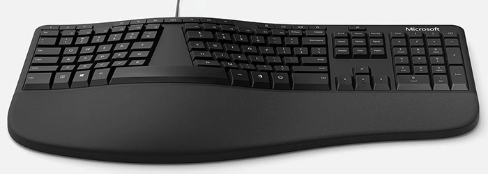 Microsoft na své nové klávesnice přidal funkce pro Office a smajlíky