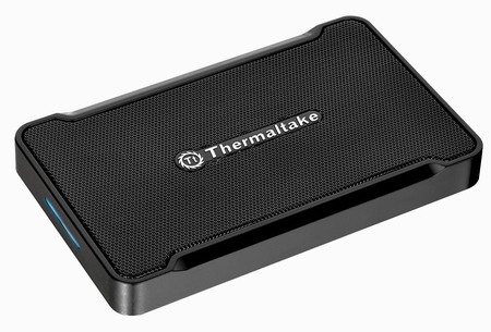Thermaltake uvádí nové příslušenství pro HDD/SSD