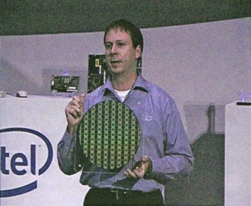 Intel vydá čtyřjádrové Itainum, Montvale předveden
