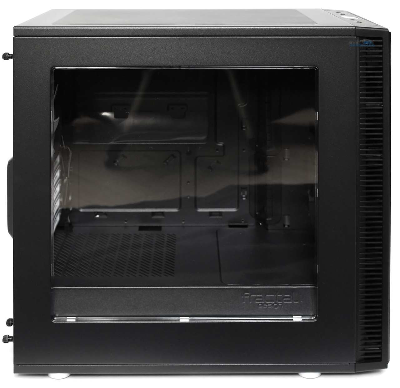 Fractal Design Define Mini C: pro menší sestavy s grácií