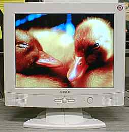 ACER FP559: "lepší" LCD monitor