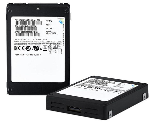 Samsung začal vyrábět 30,7TB SSD PM1643