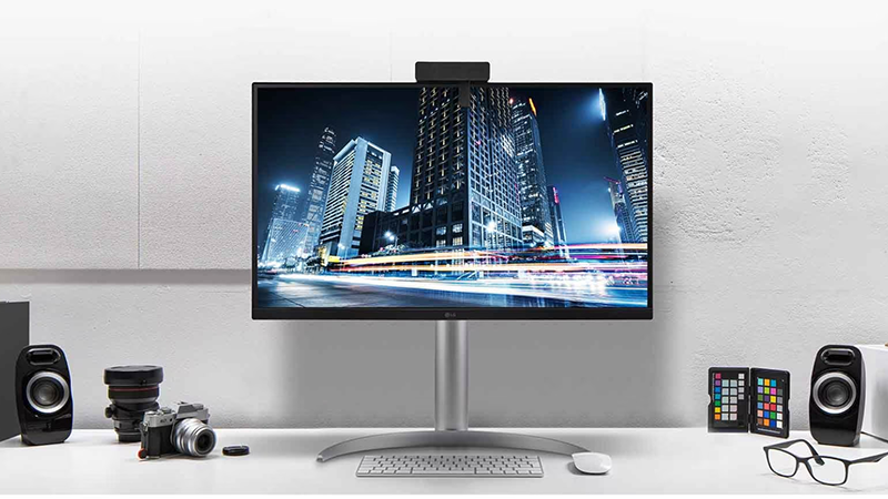 27" 4K monitor LG UltraFine 27BQ85U-W přináší automatickou kalibraci barev