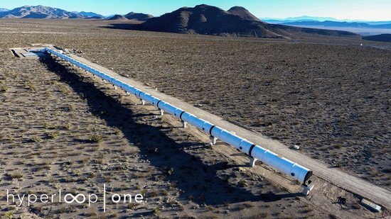 Hyperloop One odhaluje svou testovací dráhu v Nevadě